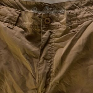 Men’s cargo shorts